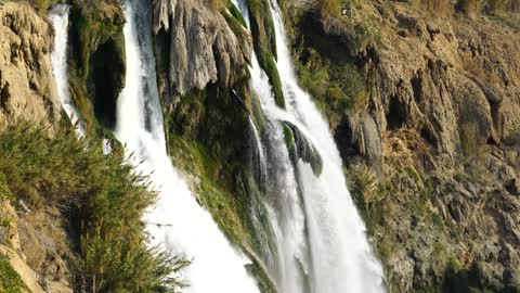 waterfalls flowing