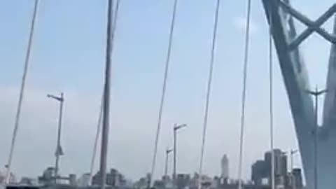 Suspension Bridge POV of the earthquake in Taiwan