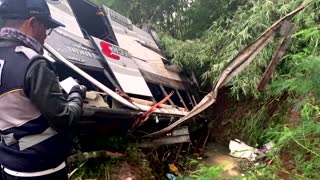 School bus plunges into ravine, killing 27