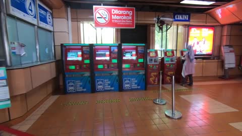 How To Get From Jakarta to Bogor By Train - Indonesia Travel Guide