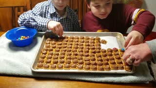 How to make christmas candy with the grandsons