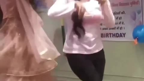Viral dance 💃 ♥️ video short