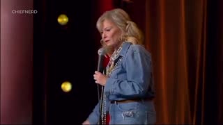 PRESENTING 💁🏻‍♀️COMEDIAN ROSEANNE BARR ROASTS 🤣THE💉 JABBED