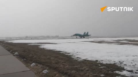 Russian SU-34 Launches Glide Bombs At Ukrainian Positions