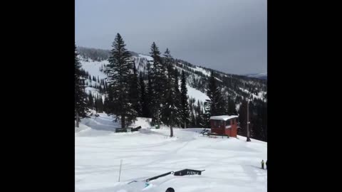 Funny Ski Fails - 5 Minutes 2 Laugh
