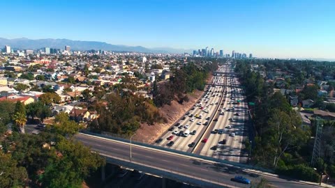 Los Angeles in 8K ULTRA HD HDR - City of Angels (60 FPS)