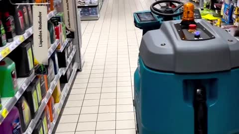 Supermercado Auchan - esfrogona autónoma
