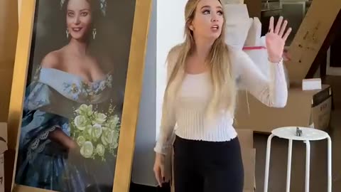 The painting ATTACKED her!!😱😳