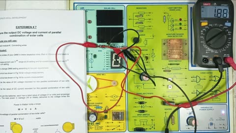 Series and parallel lamp circuits | Series and parallel combinations | Voltage and current in series and parallel