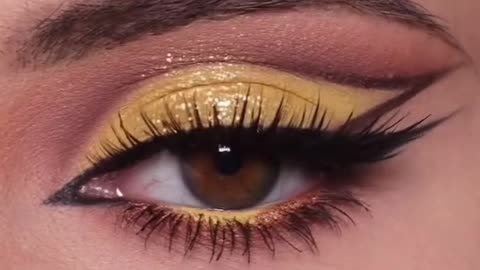 Amazing eye makeup