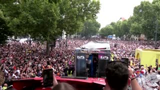 45,000 ravers attend Berlin techno music parade