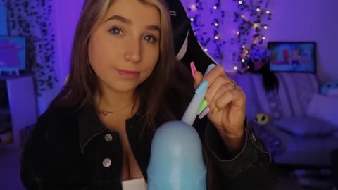 🔥 Unbelievable ASMR! Watch the World's Cutest Girl Whisper Magic for Ultimate Relaxation! 😍