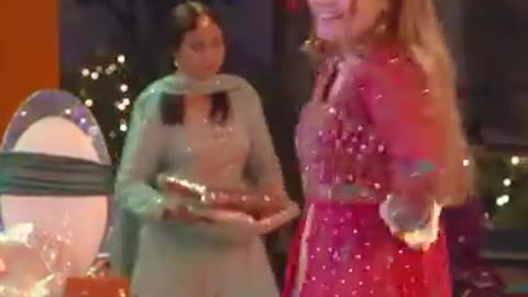 Best_Mehndi_Dance_Performance