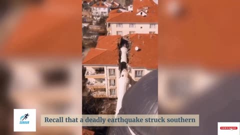 Shocking footage of new earthquake in Turkey - horrific moment of building collapse