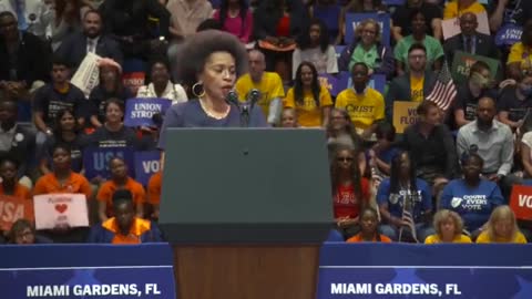 Actress Jenifer Lewis Goes on an Unhinged Rant at a Biden Event