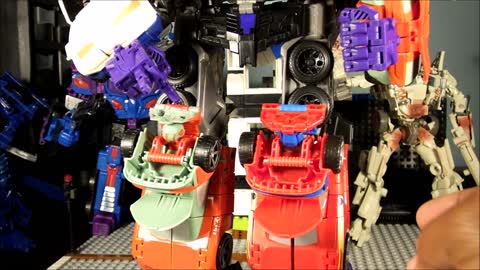 TRANSFORMERS Combiner Wars MOC UPGRADE vs PERFECT EFFECT UPGRADE