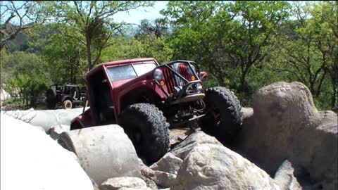 Hollister hills mini Rubicon, obstacle course willys pickup
