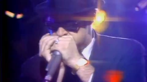 Blues Brothers - Soul Man - B-Movie Boxcar Blues = SNL Episode with Carrie Fisher 1978