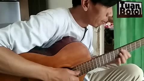 Alip Ba Ta -Shocked to see God's Fingerstyle Guitar Danu's skill