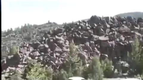 RINGING ROCKS OR MELTED BELLS ?