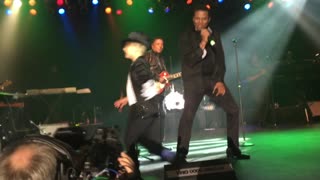 8-year-old Michael Jackson impersonator performs with Jackson brothers!