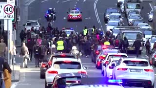 Climate change protests disrupt Sydney traffic