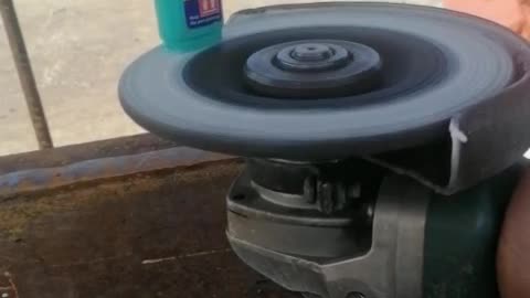 Making Eraser dissole by grinding wheel