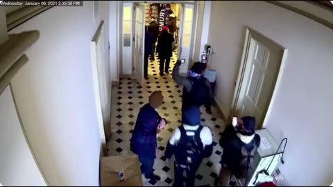 DOJ VIDEO: Capitol Police Holding Open Doors On J6