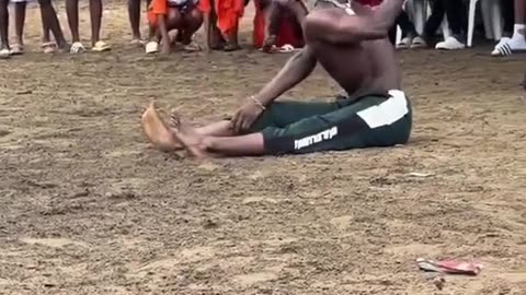 Flexible human in West Indies I'm shocked😱😱😱 after seen this vedio ||what is this possible 😱😱😱😱