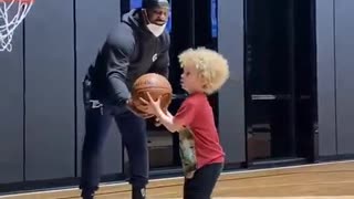 Drake's Son Shooting Hoops