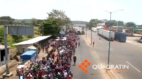 Defiant Caravan of Central American Migrants Marching to US Border