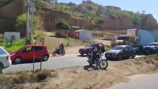 Reportan los primeros bloqueos en Girón. El paso hacia el Anillo vial está restringido.