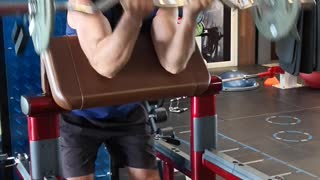 Preacher Curl-Andre