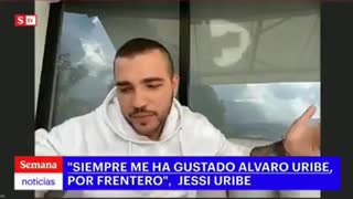 Jessi Uribe le hace un 'guiño' al Uribismo.