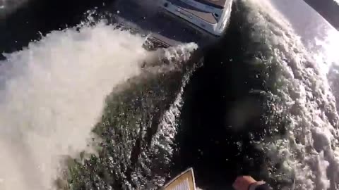 WakeSurfing California Old Skewl