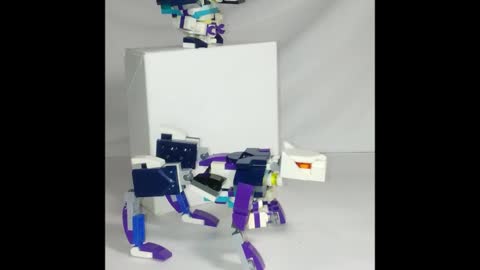 Lego Transformers Decepticon Twins Pounce and Wingspan Short form