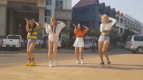 hot girls dance