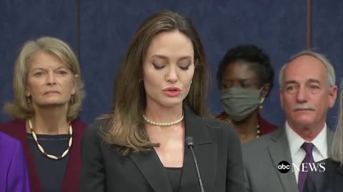 Angelina Jolie, senators announce path on Violence Against Women Act