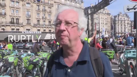 France: "Yellow Vests" protest in Paris against COVID-19 pass and mandatory vaccination - 25.09.2021
