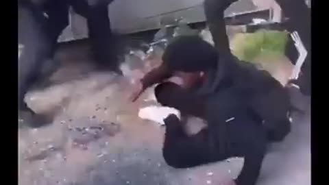 Kid gets Jumped by 10 People and Handles them Like The Last Boss!