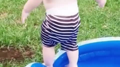 Funny Baby Videos playing