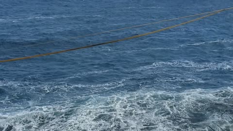 Slacklining Over the Ocean in Hawaii