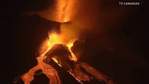 La Palma Volcano eruption Much More Aggressive after 14 Days | Drone Footage