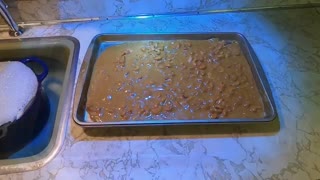 Buttery Cashew Brittle