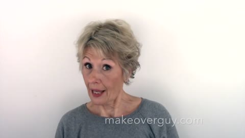 Woman Undergoes A Wonderful Hair And Makeup Transformation