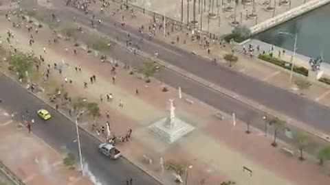 Policía dispersa manifestación en el Centro