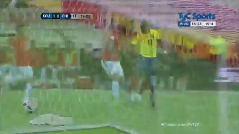 Antonio Valencia scores cracker for Ecuador