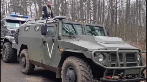 A LOOK AT RUSSIAN MILITARY EQUIPMENT BEING USED IN THE WAR IN UKRAINE!