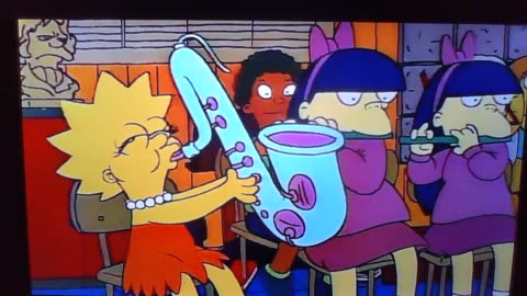 TV Party - The Simpsons - Lisa's Sax Changed Color by the Mandela Effect!