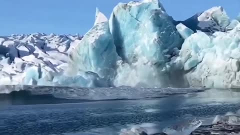 landslide on the iceberg